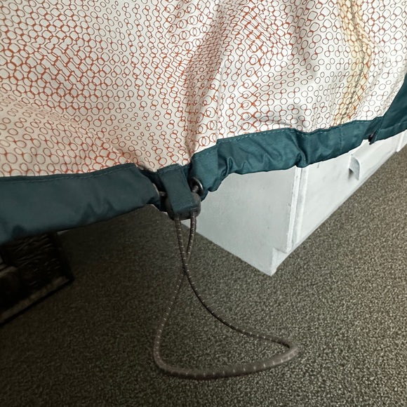 Eddie Bauer weather edge packable rain jacket. Women’s size large, color teal. - Picture 7 of 12